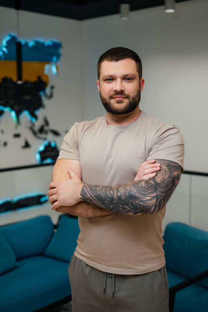 Микола Склярук — Менеджер проєктної логістики